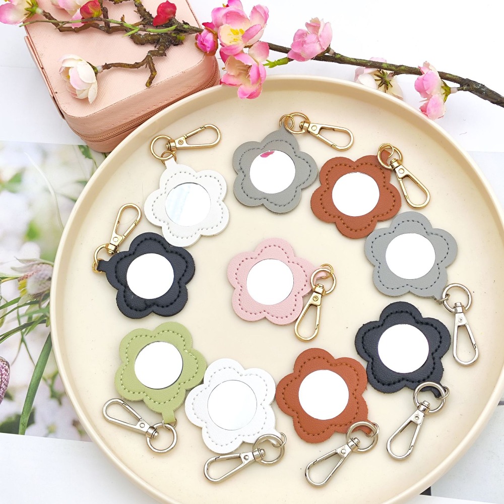 Flower Petal Shaped Mirror Bag - Initial Ring Custom recensie en prijs