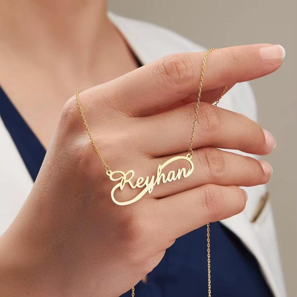 Custom Infinity Name Necklace  - Birth Flower Necklace recensie en prijs